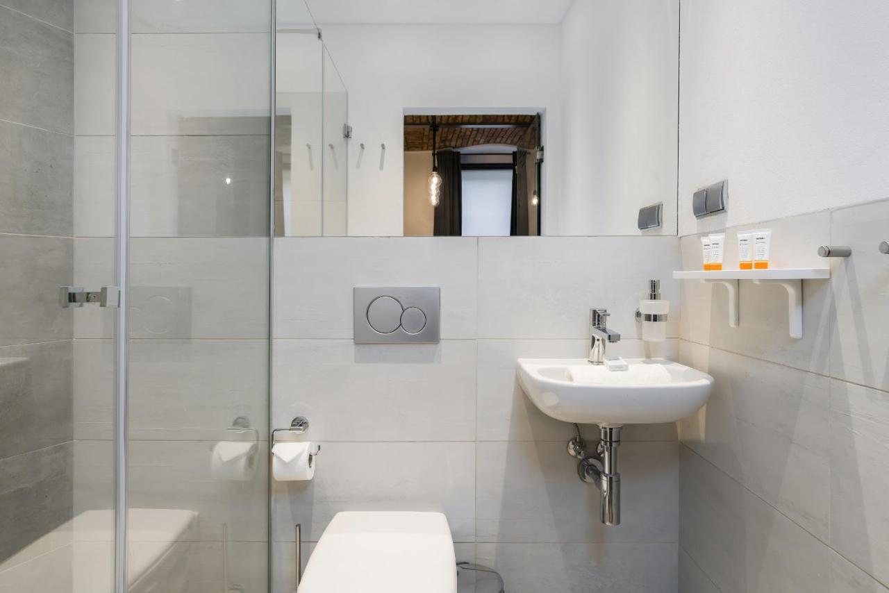 Level -1 Loft Apartments City Center Kopernika Poznan Bagian luar foto